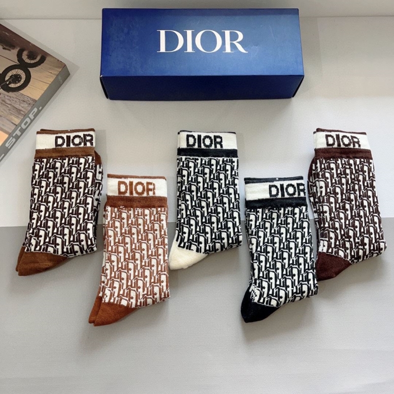 DIOR